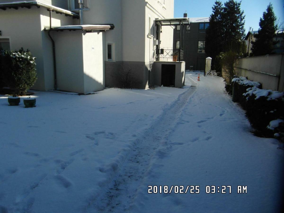Iwona Hostel - Budget Rooms With Private Bathrooms Sopot Exterior photo